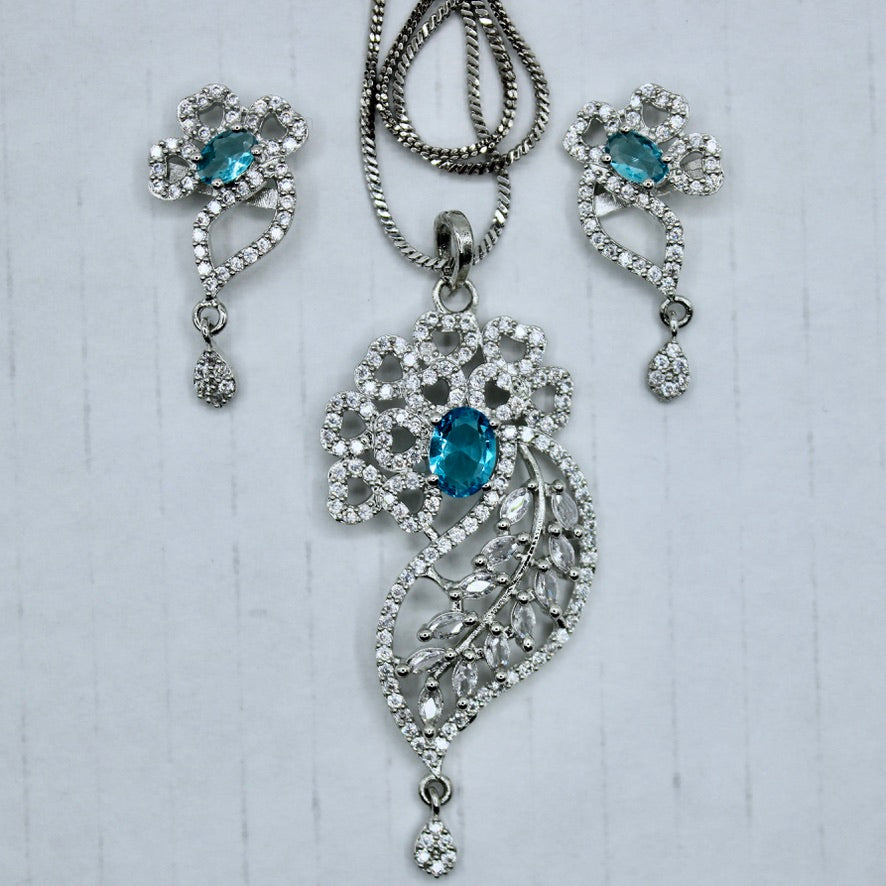 Oval and Marquis Cut Cubic Zirconia Pendant Set - E2291