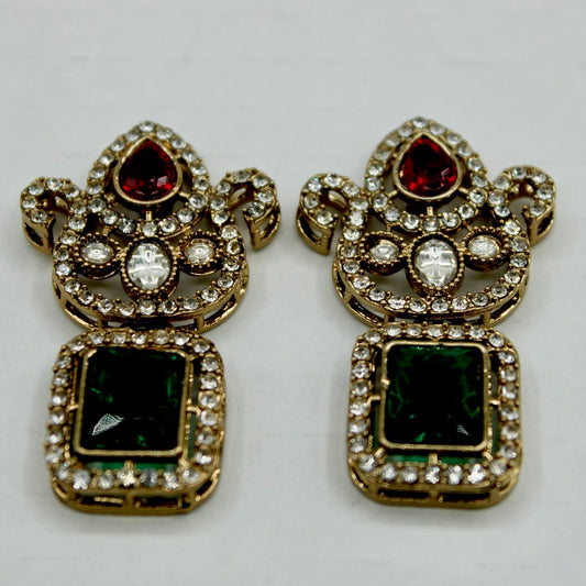 Cubic Zirconia Earrings - E562