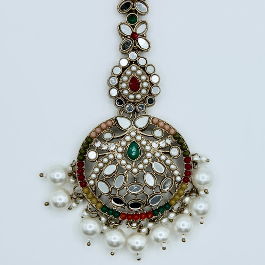 Sheesha Kundan and Acrylic Bead Teeka - E516