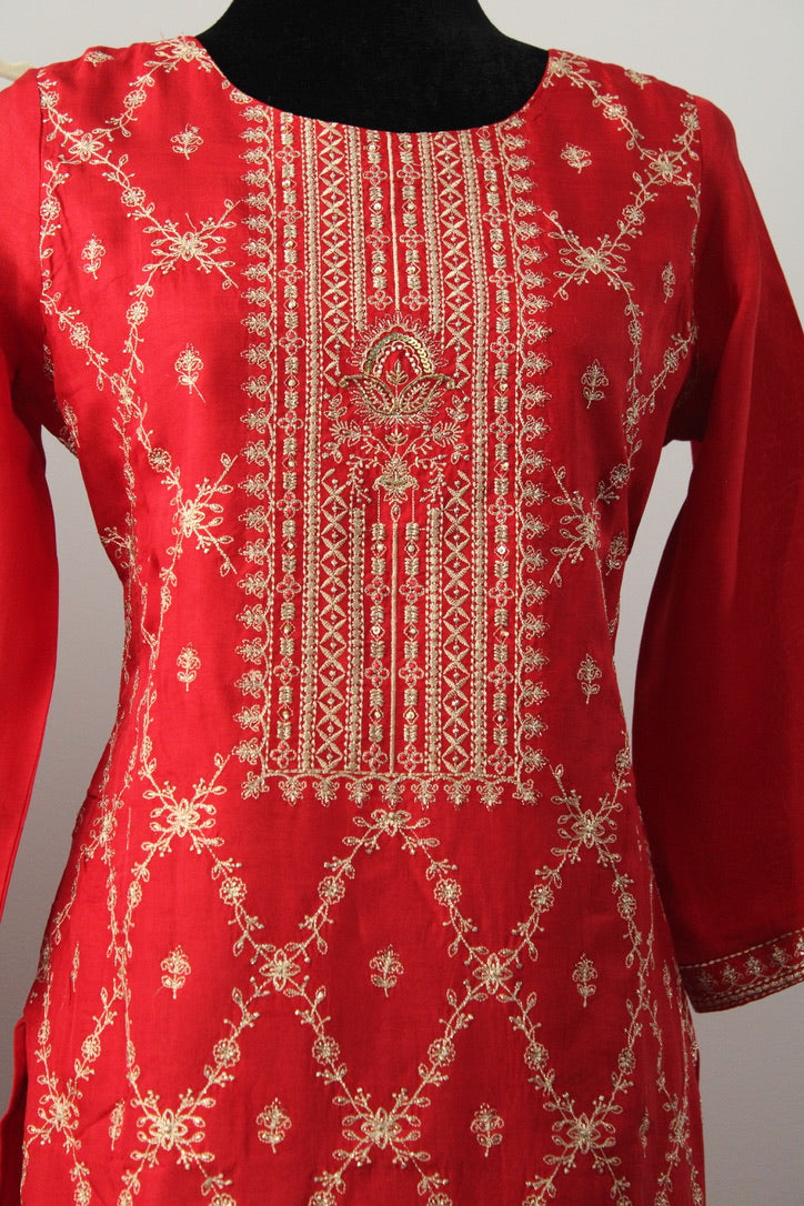 Vermilion Charm - E8891