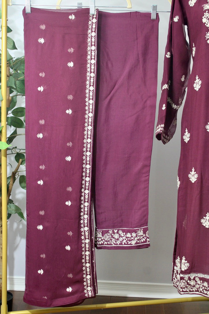Nazish - E876