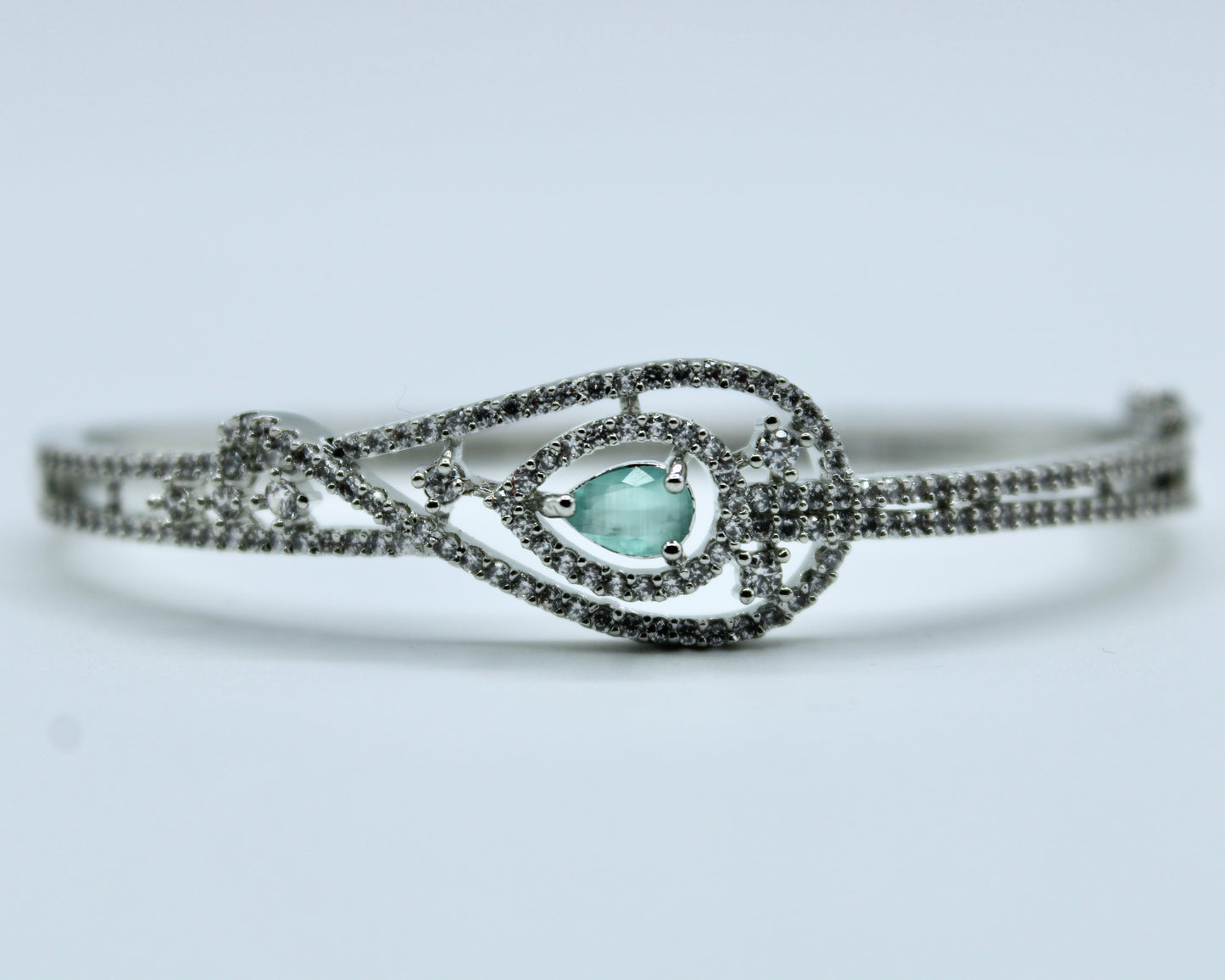 Pear-Cut Studded Cubic Zirconia Bracelet - E2313