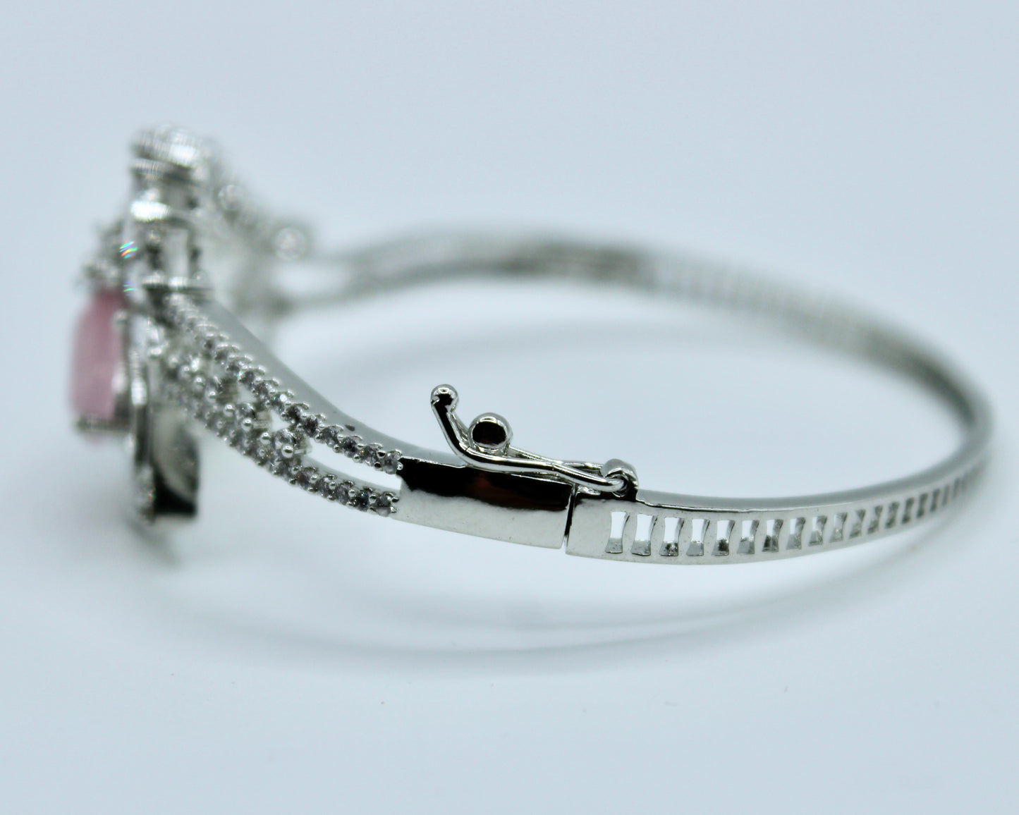 Pear-Cut Cubic Zirconia Bracelet - E2311