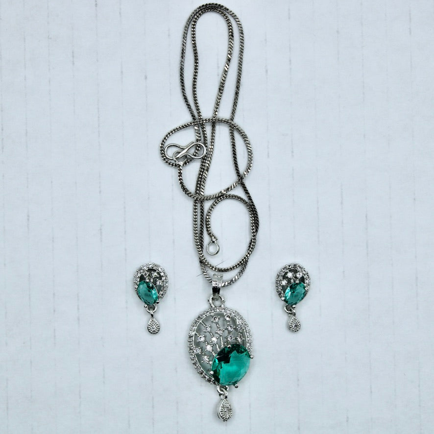 Oval-Cut Cubic Zirconia Pendant Set - E2289
