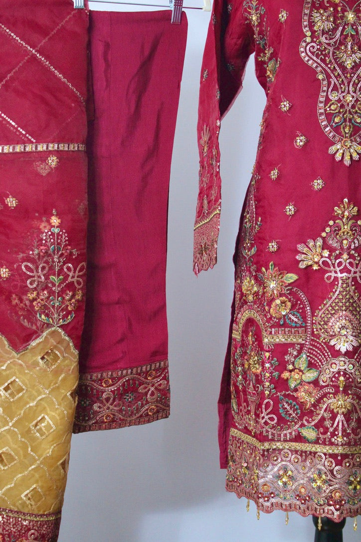 Zareen - E78693