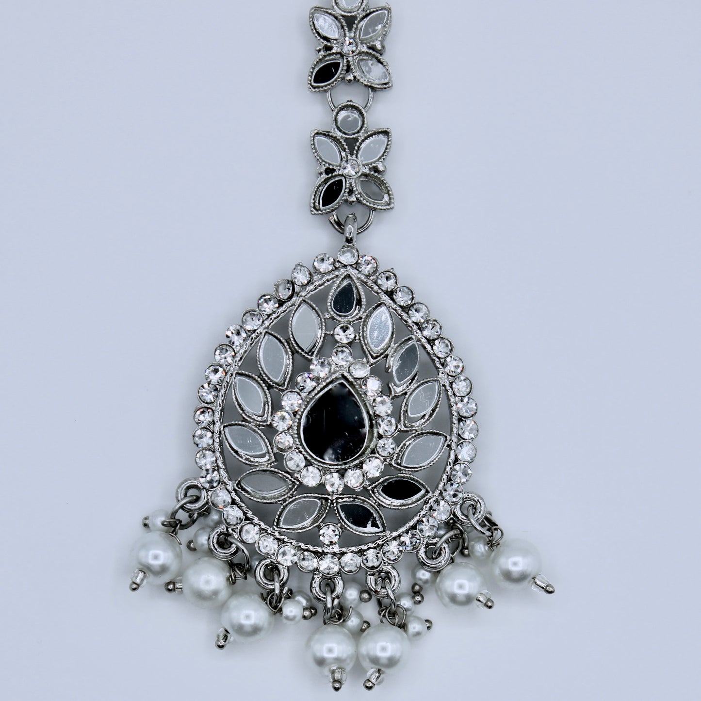 Sheesha Kundan and Faux Pearl Teeka - E515