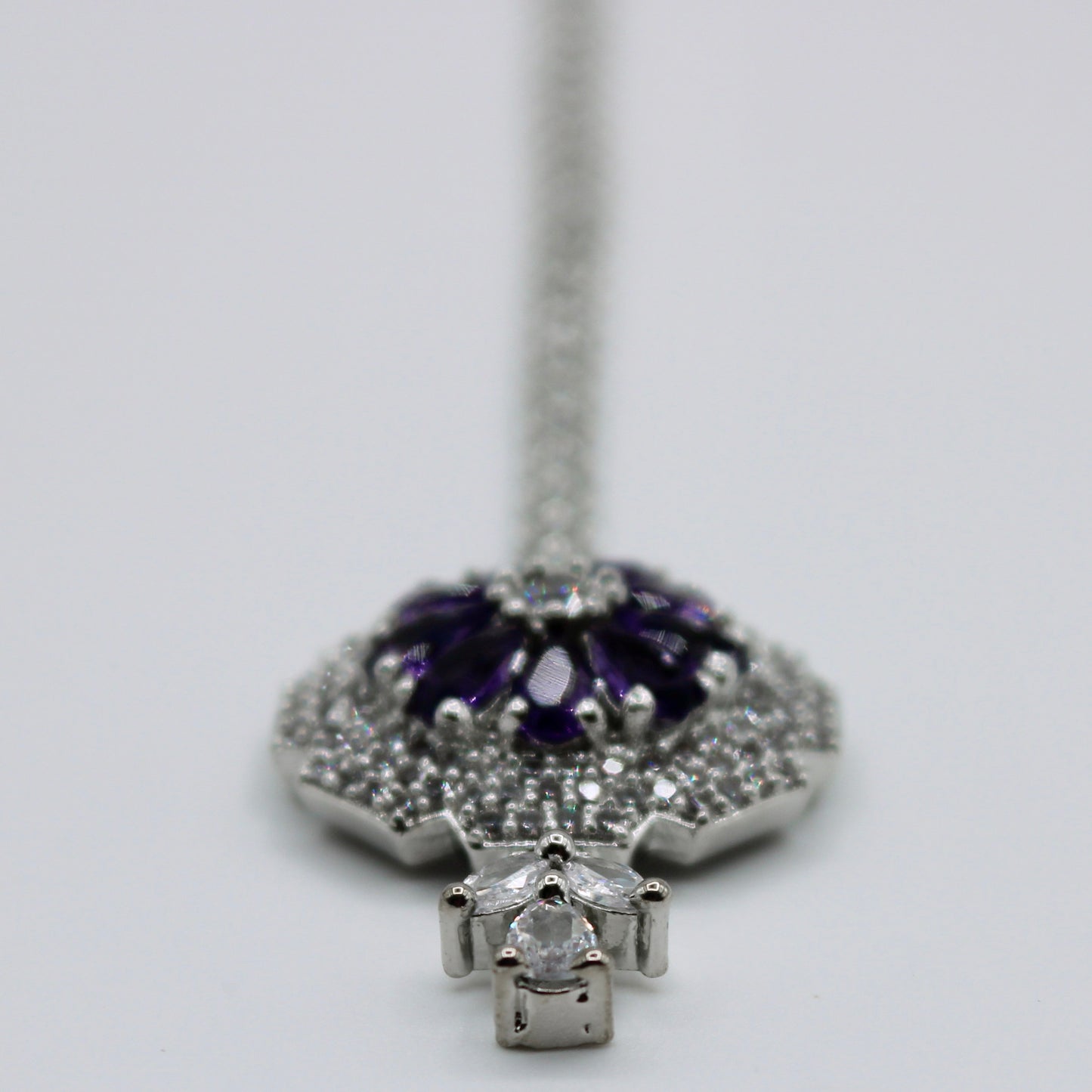 Cubic Zirconia Teeka - E508