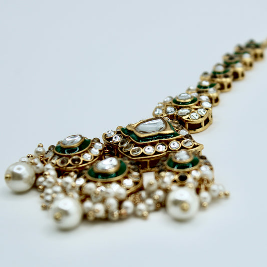 Traditional Kundan and Faux Pearl Teeka - E520