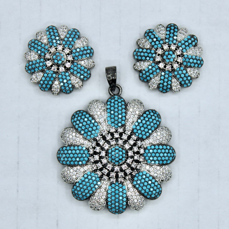 Contrasting Floral Cubic Zirconia Pendant Set - E2282