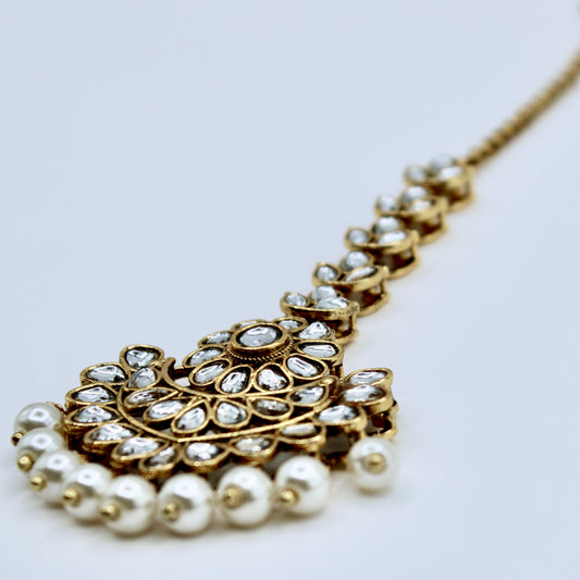 Traditional Kundan and Faux Pearl Teeka - E519