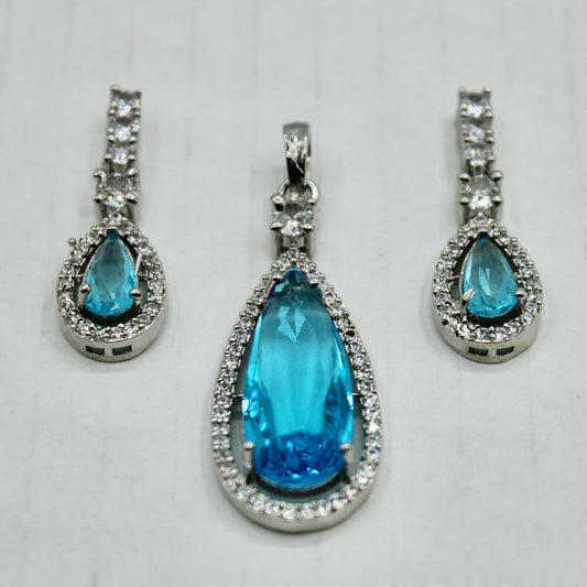 Pear-Cut Cubic Zirconia Pendant Set - E2281