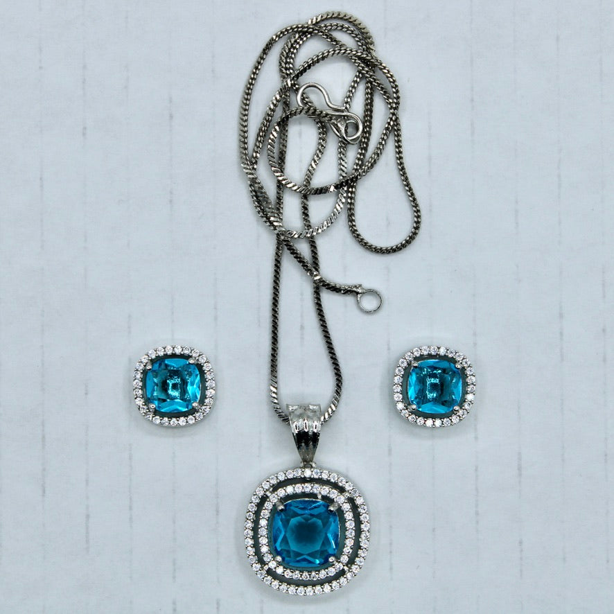 Old Mine Cut Cubic Zirconia Pendant Set - E2292