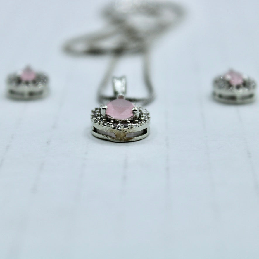 Pear-Cut Cubic Zirconia Pendant Set - E2283