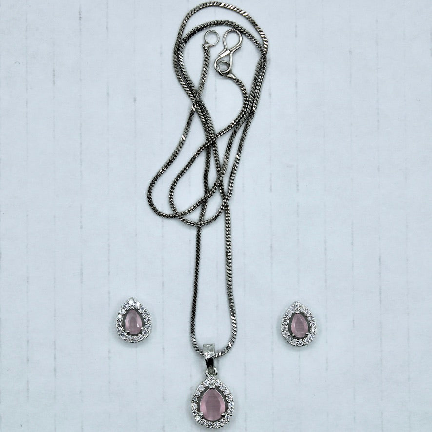 Pear-Cut Cubic Zirconia Pendant Set - E2283