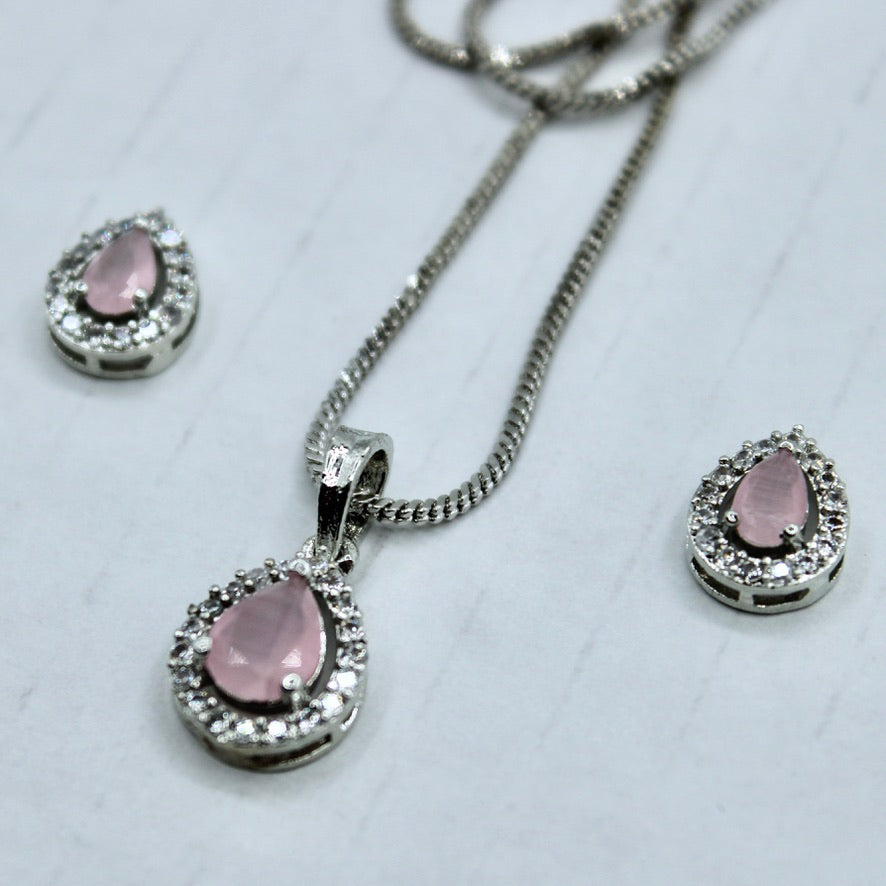 Pear-Cut Cubic Zirconia Pendant Set - E2283