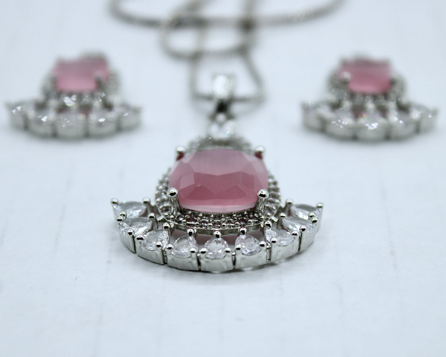 Old Mine Cut Cubic Zirconia Pendant Set - E2286