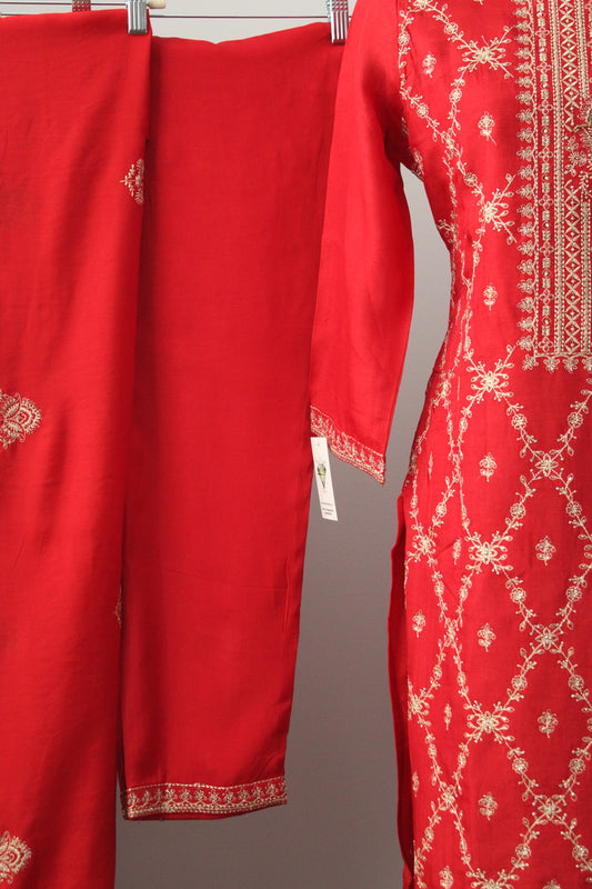 Vermilion Charm - E8891