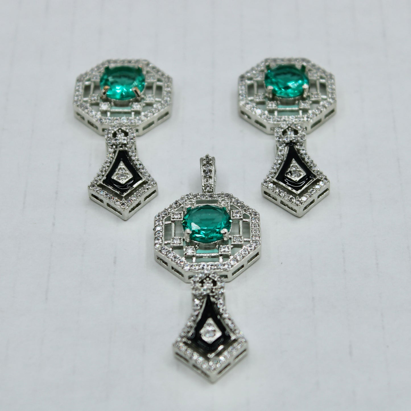 Round-Cut Cubic Zirconia Pendant Set - E2280