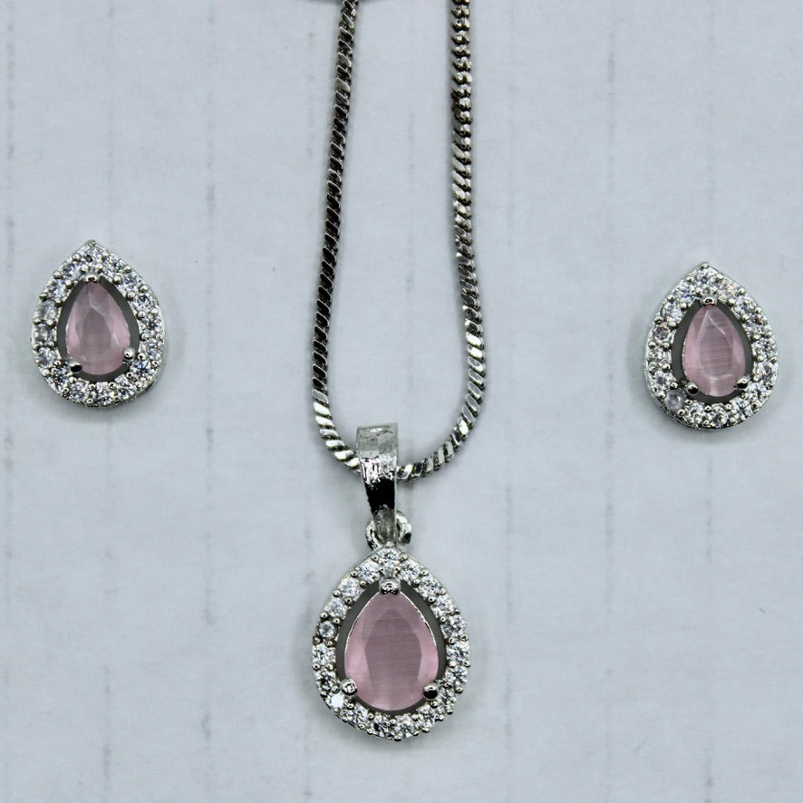 Pear-Cut Cubic Zirconia Pendant Set - E2283