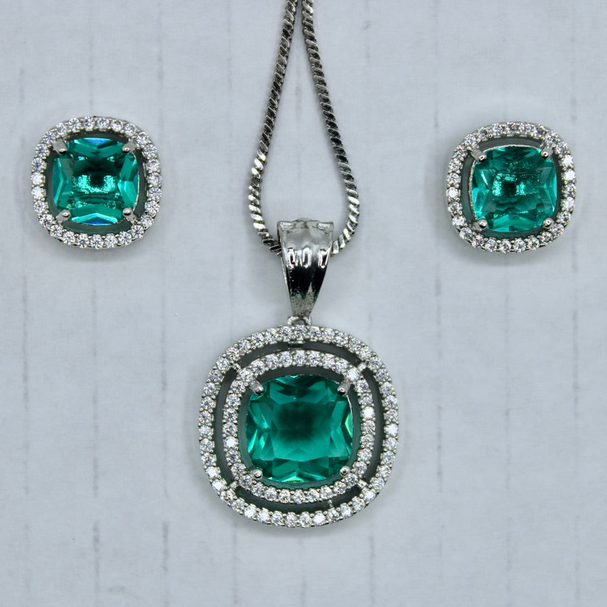 Old Mine Cut Cubic Zirconia Pendant Set - E2292