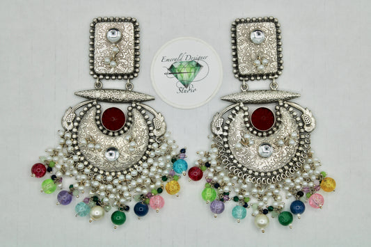 Oxidized Carved Stone Earring With Beads - E1125