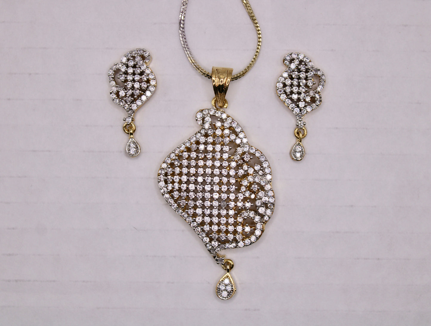Emily - E0104