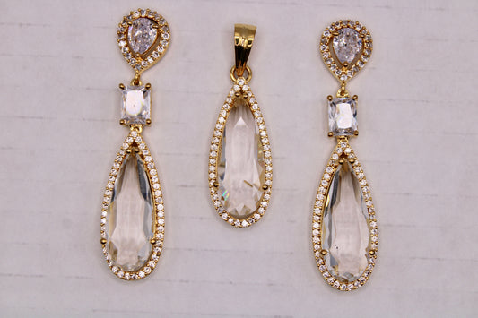 Pear-Cut Cubic Zirconia Pendant Set - E685