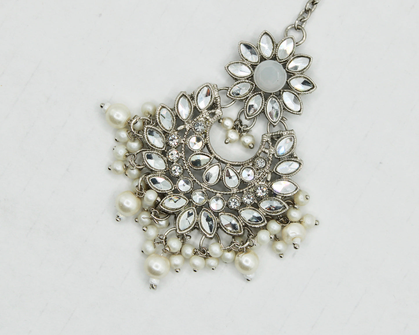 Faux Pearl and Sheesha Kundan Teeka - E1383