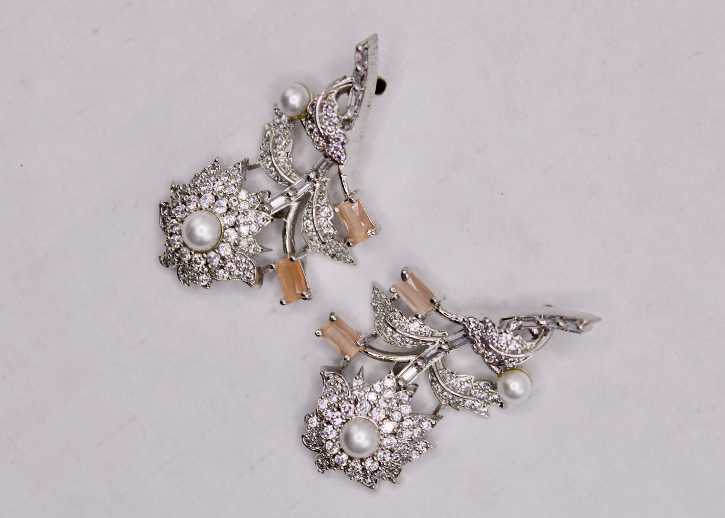 Cubic Zirconia and Mona Lisa Earrings - E7077