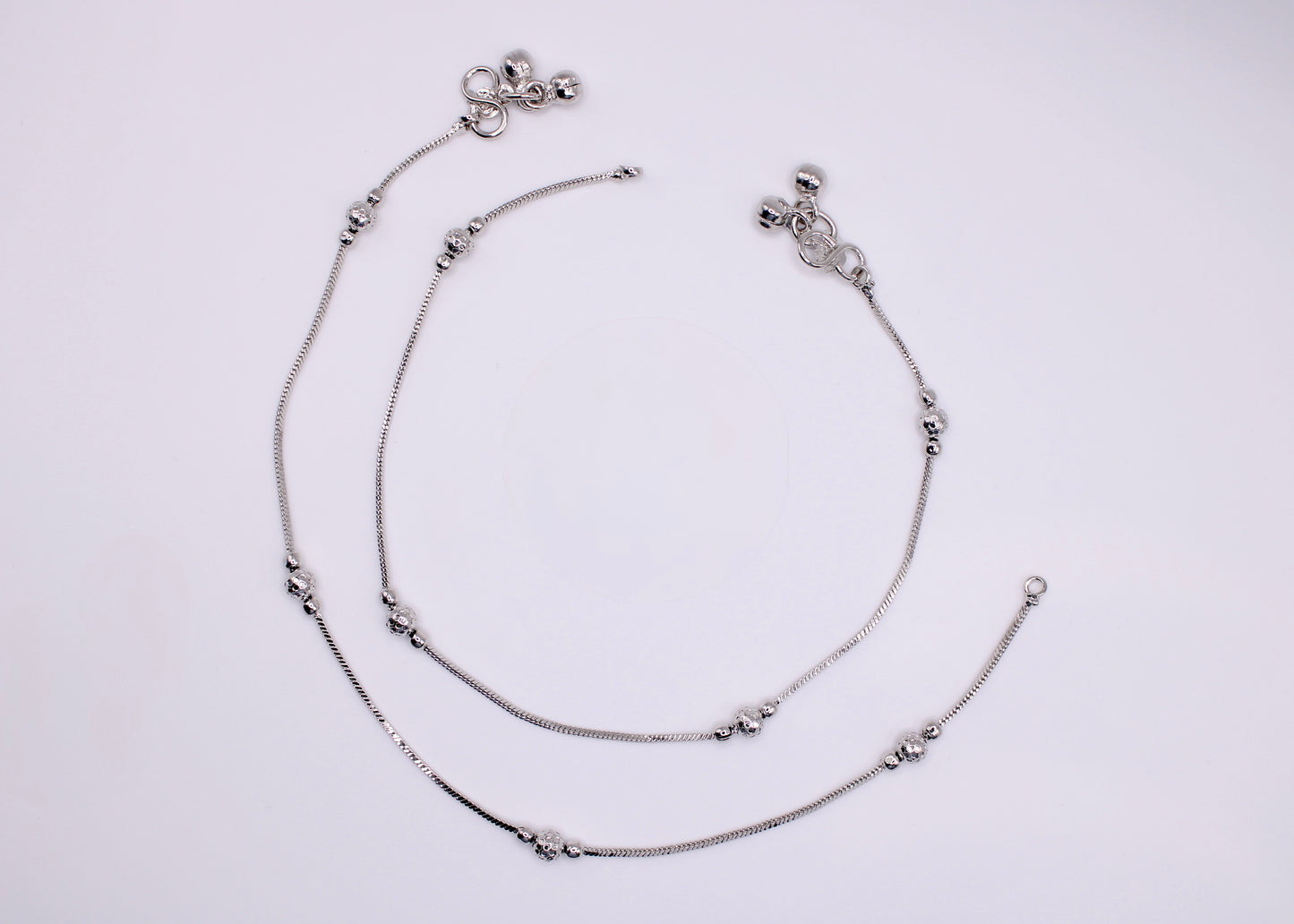 Minimalist Anklet with Appliqués - E7054