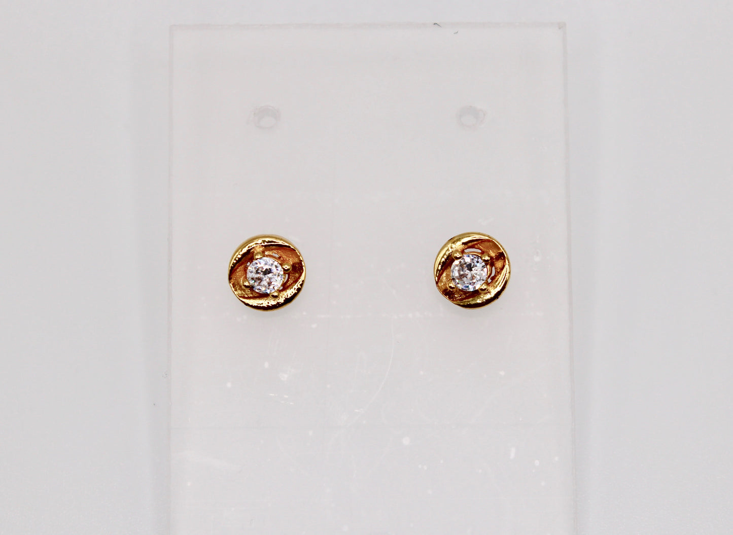 Gold-Tone Studs With Cubic Zirconia - E1244