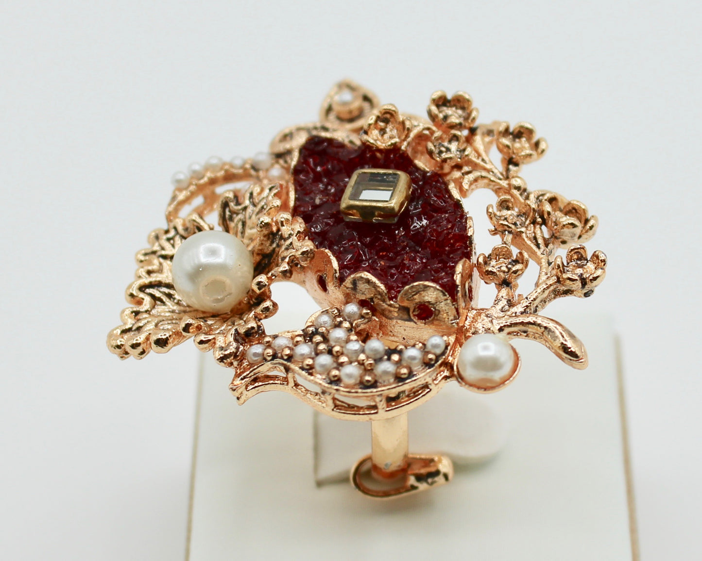 Fusion Crushed Stone and Faux Pearl Ring - E1611