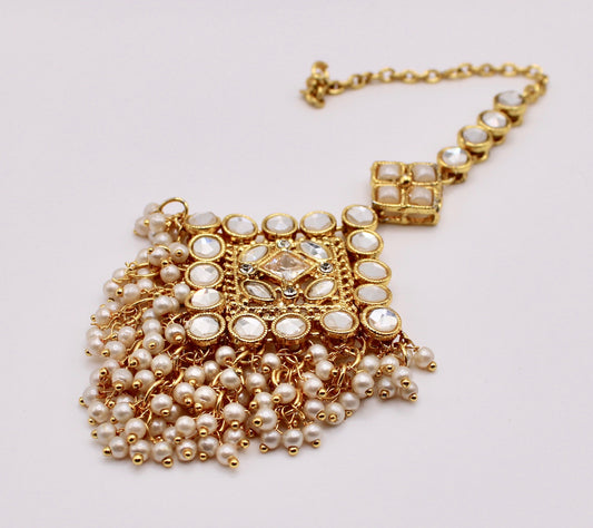 Sheesha Kundan and Faux Pearl Teeka - E970