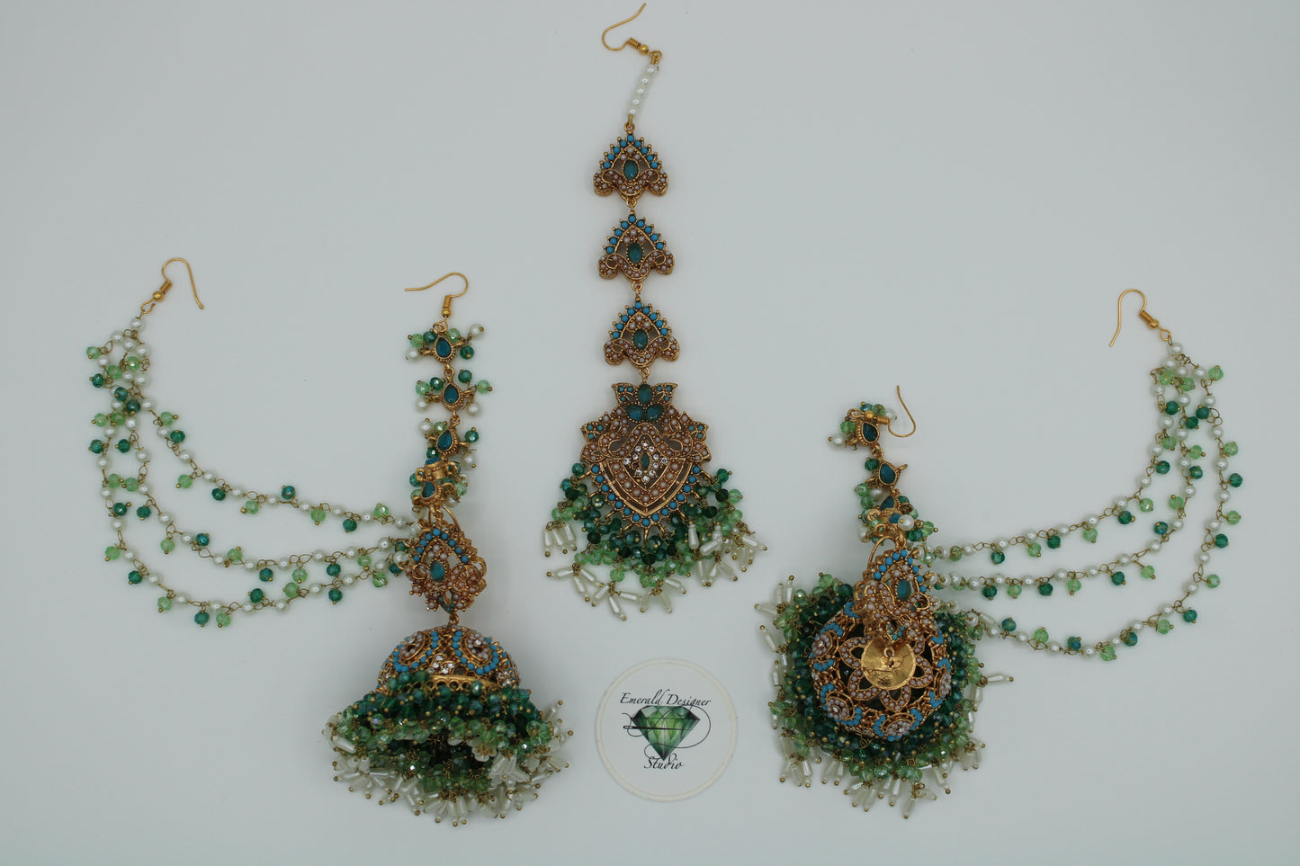 Faux pearl and Bead Teeka Set - E105