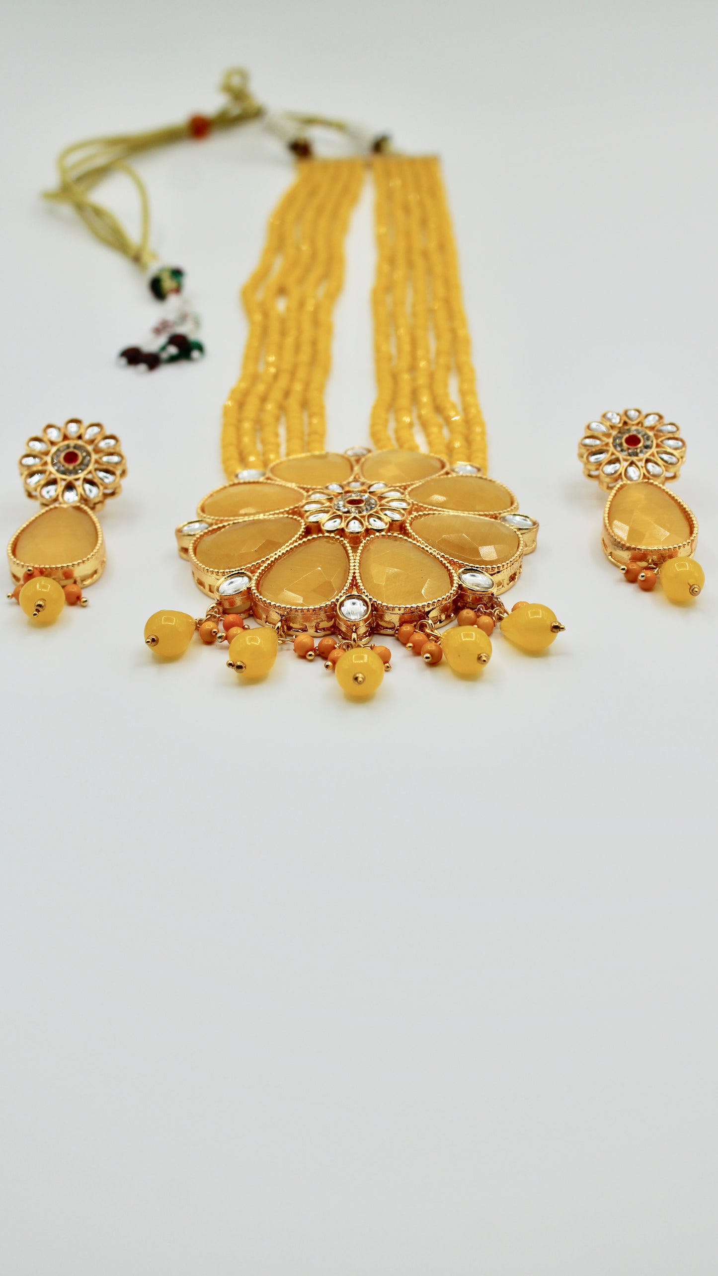 Sapna-E3059
