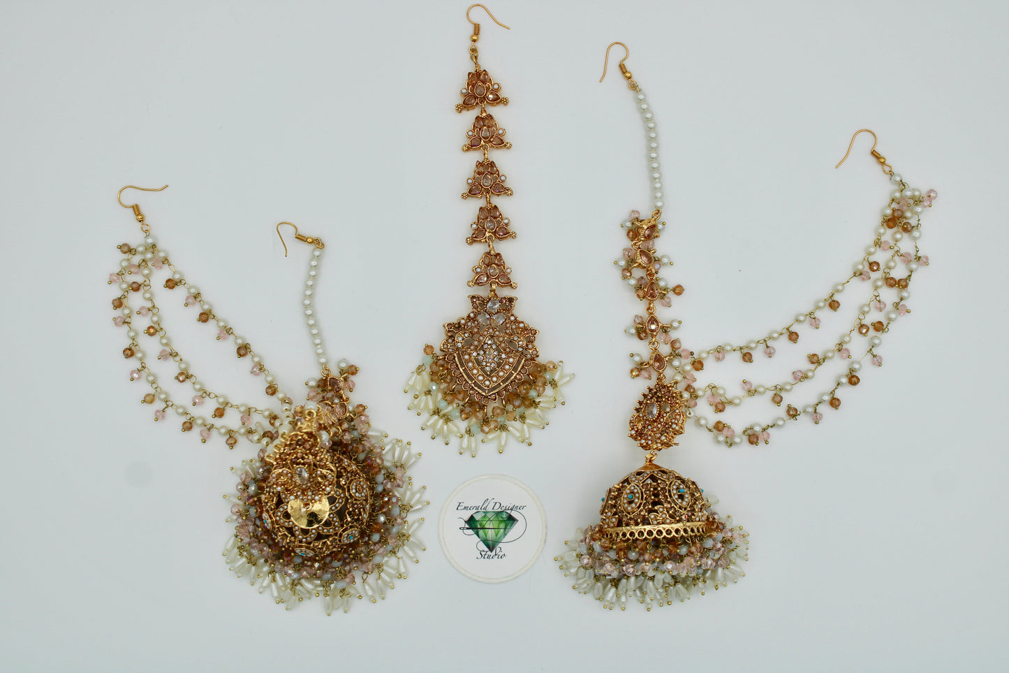Faux pearl and Bead Teeka Set - E105