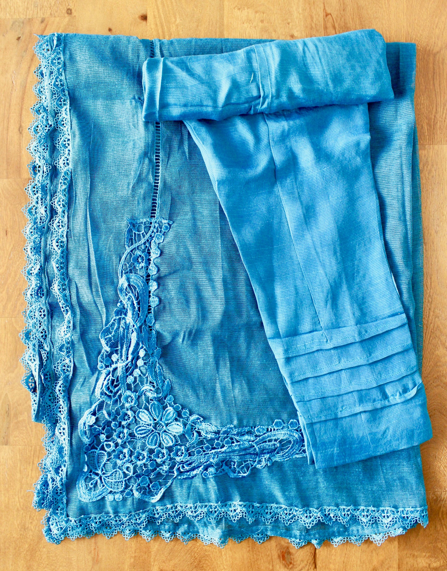 Shahnaaz - E78673