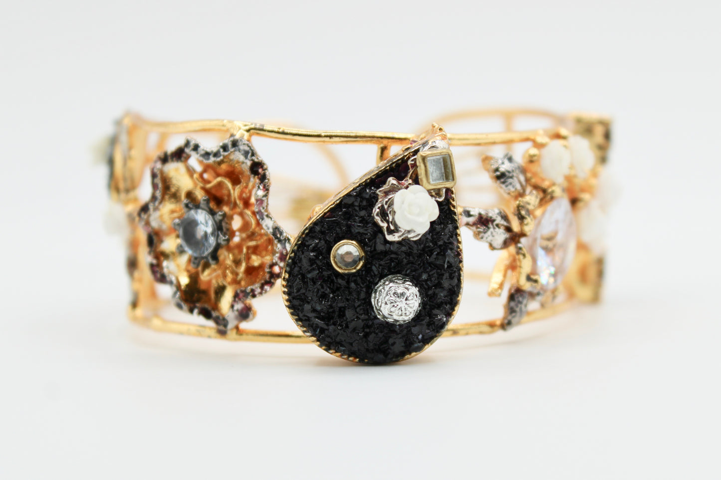 Crushed Stone Bracelet - E1101