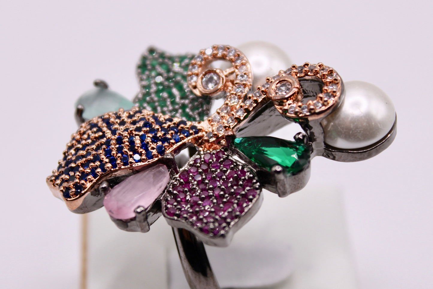 Faux Pearl And Cubic Zirconia Cocktail Ring - E841