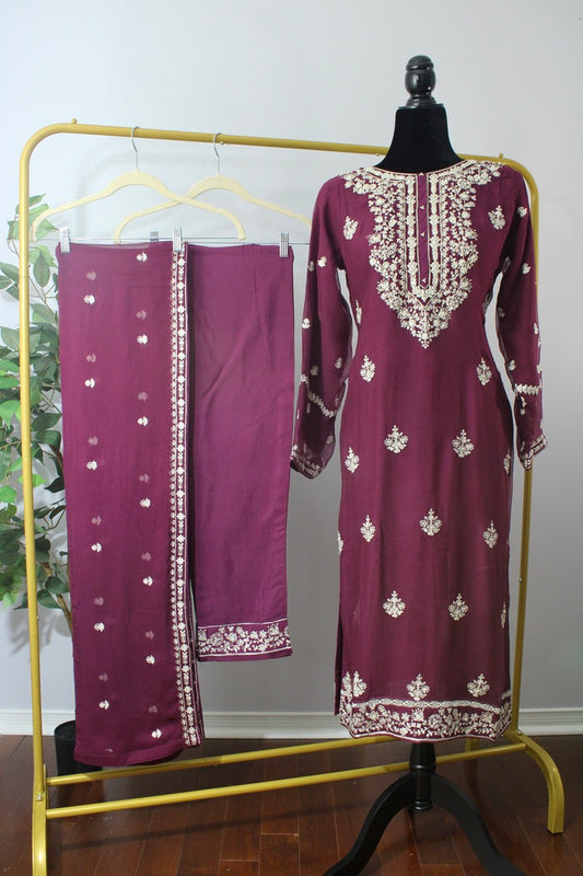 Nazish - E876