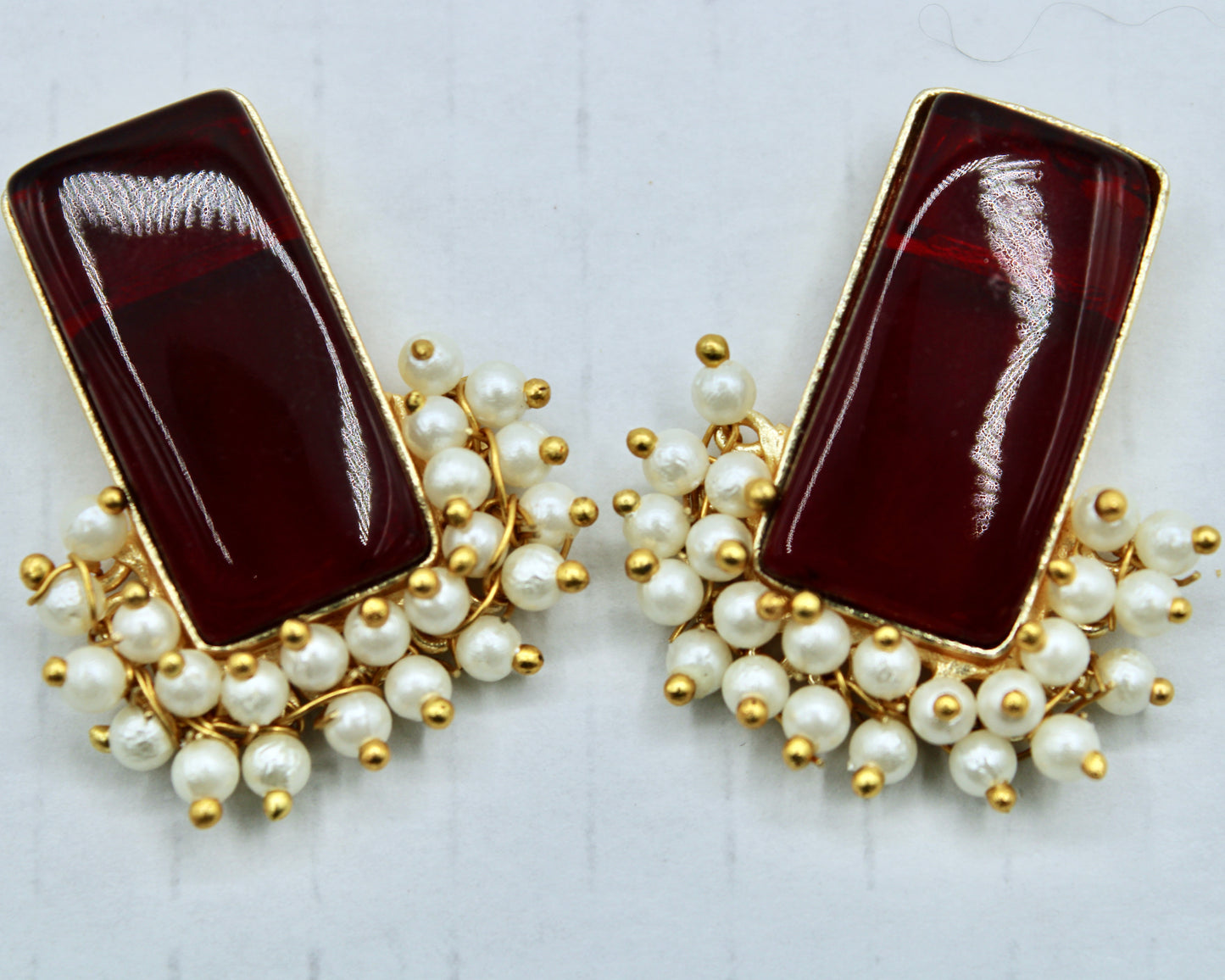 Traditional Faux Pearl Studs - E2315