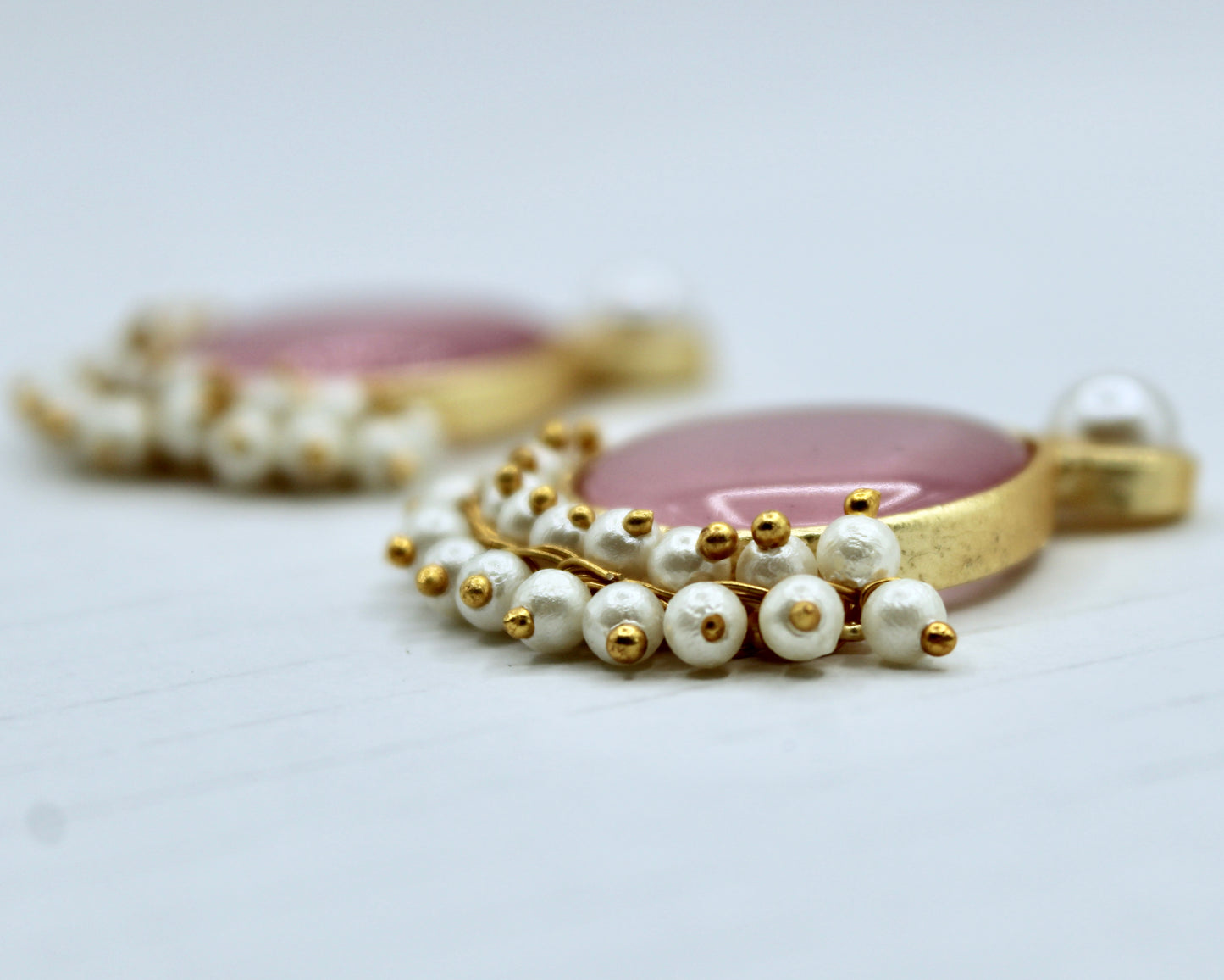 Traditional Faux Pearl Studs - E2314