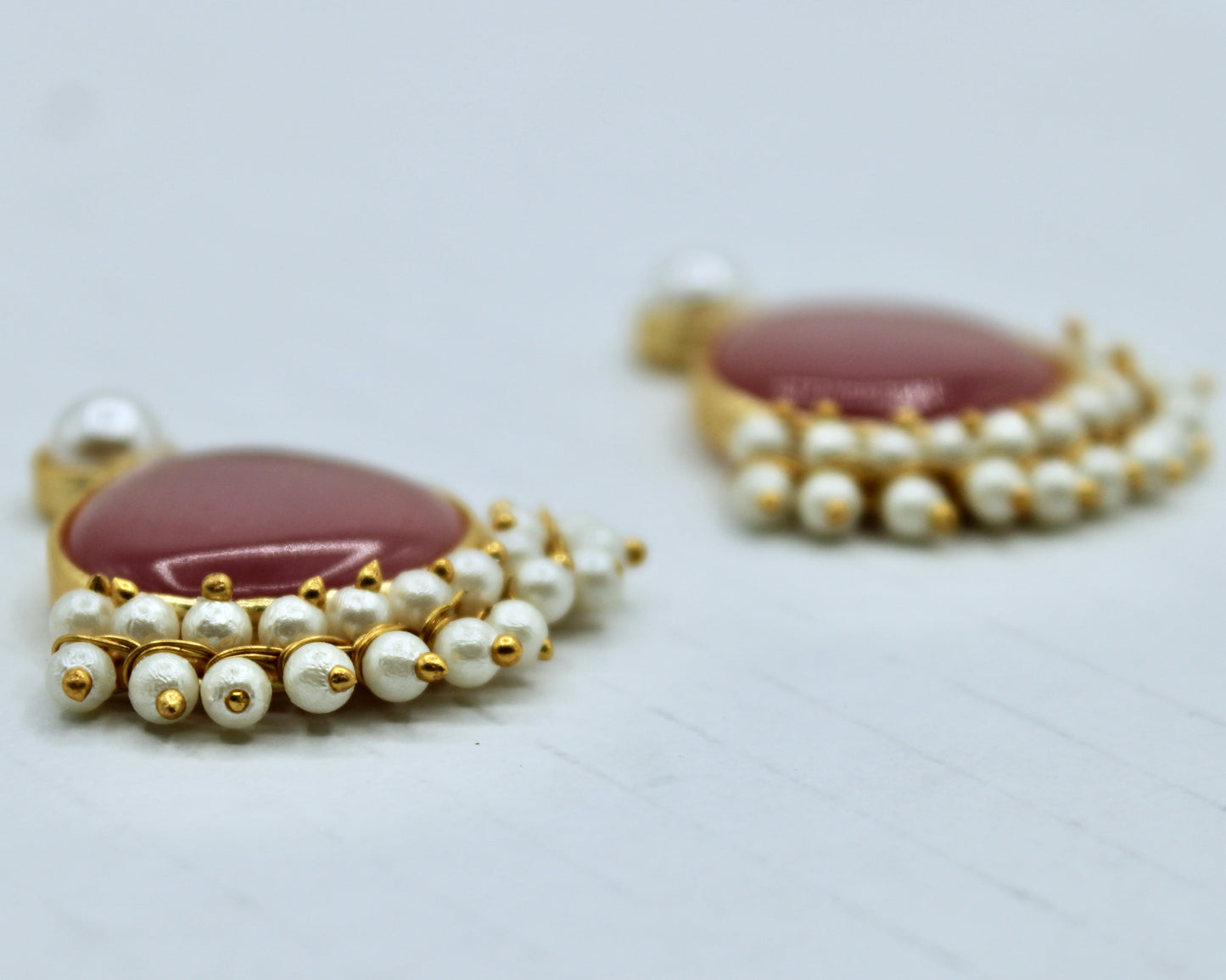 Traditional Faux Pearl Studs - E2314