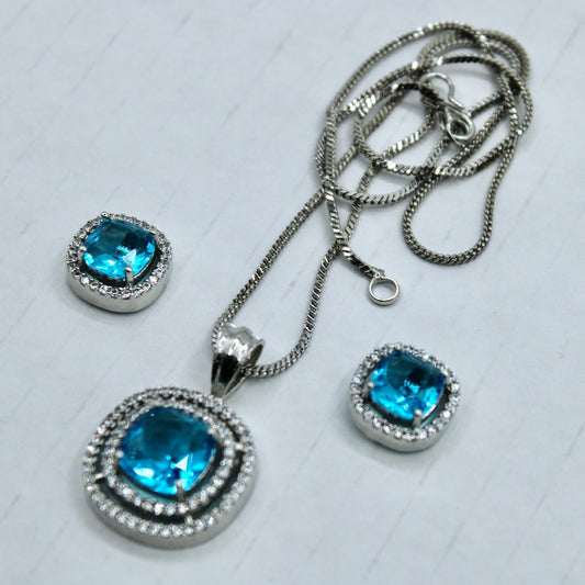 Old Mine Cut Cubic Zirconia Pendant Set - E2292