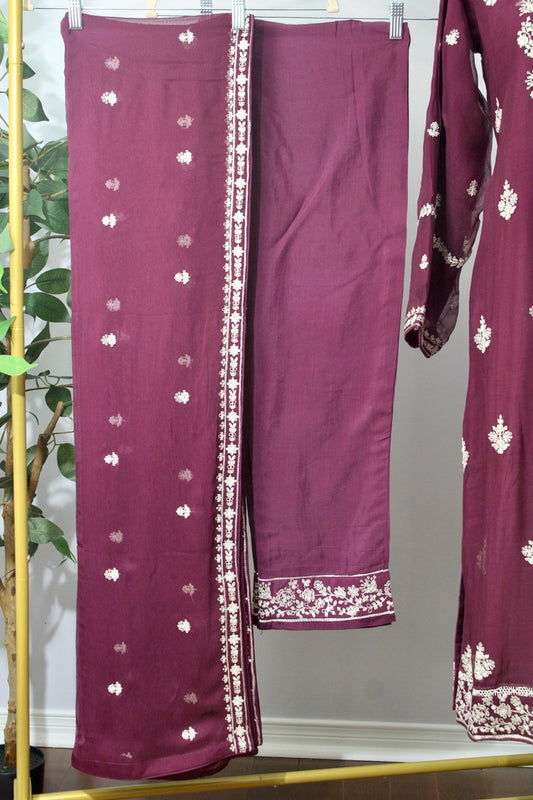 Nazish - E876
