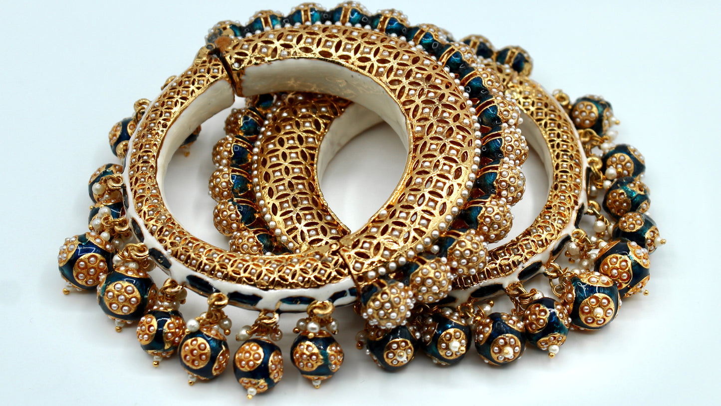 Hand-Made Mesh-Detail Meena Kari Kada - E2217