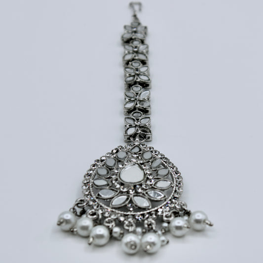 Sheesha Kundan and Faux Pearl Teeka - E515
