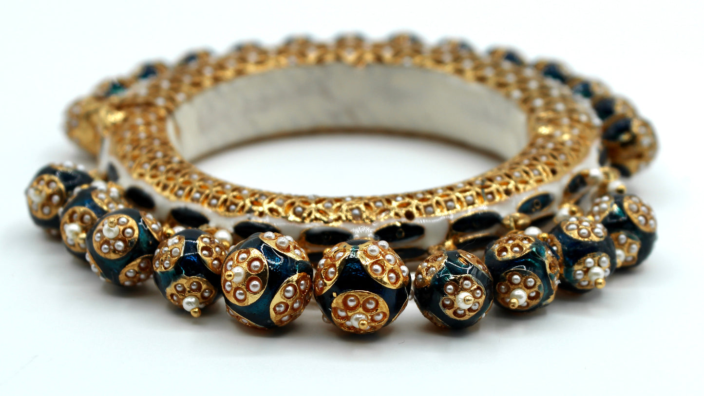 Hand-Made Mesh-Detail Meena Kari Kada - E2217