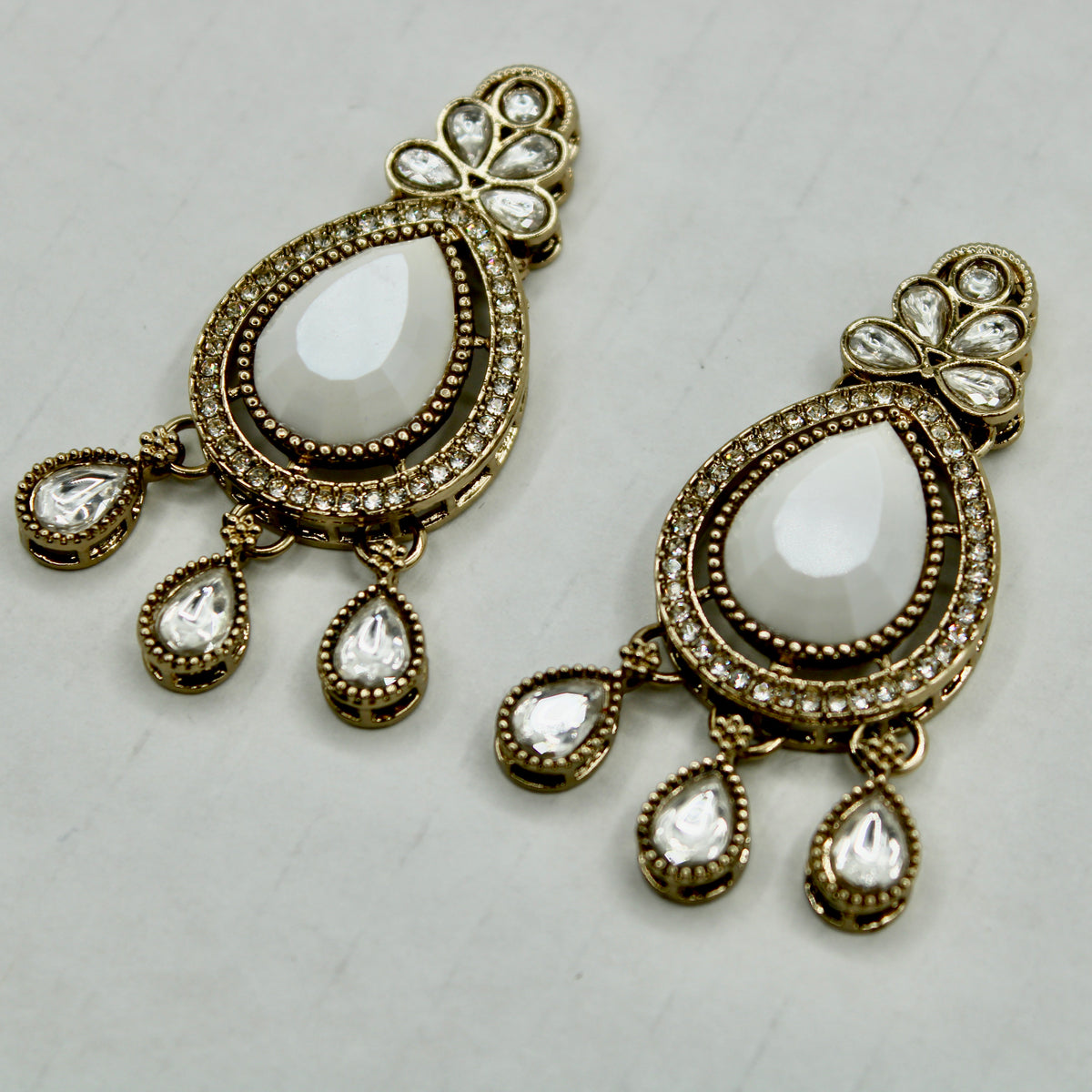 Kundan Cocktail Earrings - E553