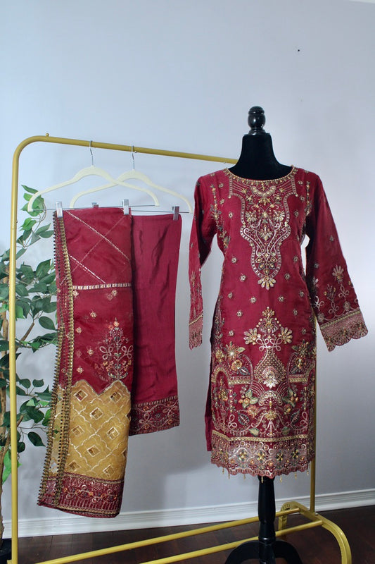 Zareen - E78693